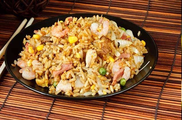 Arroz Frito con Camarón