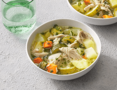 CALDO DE POLLO