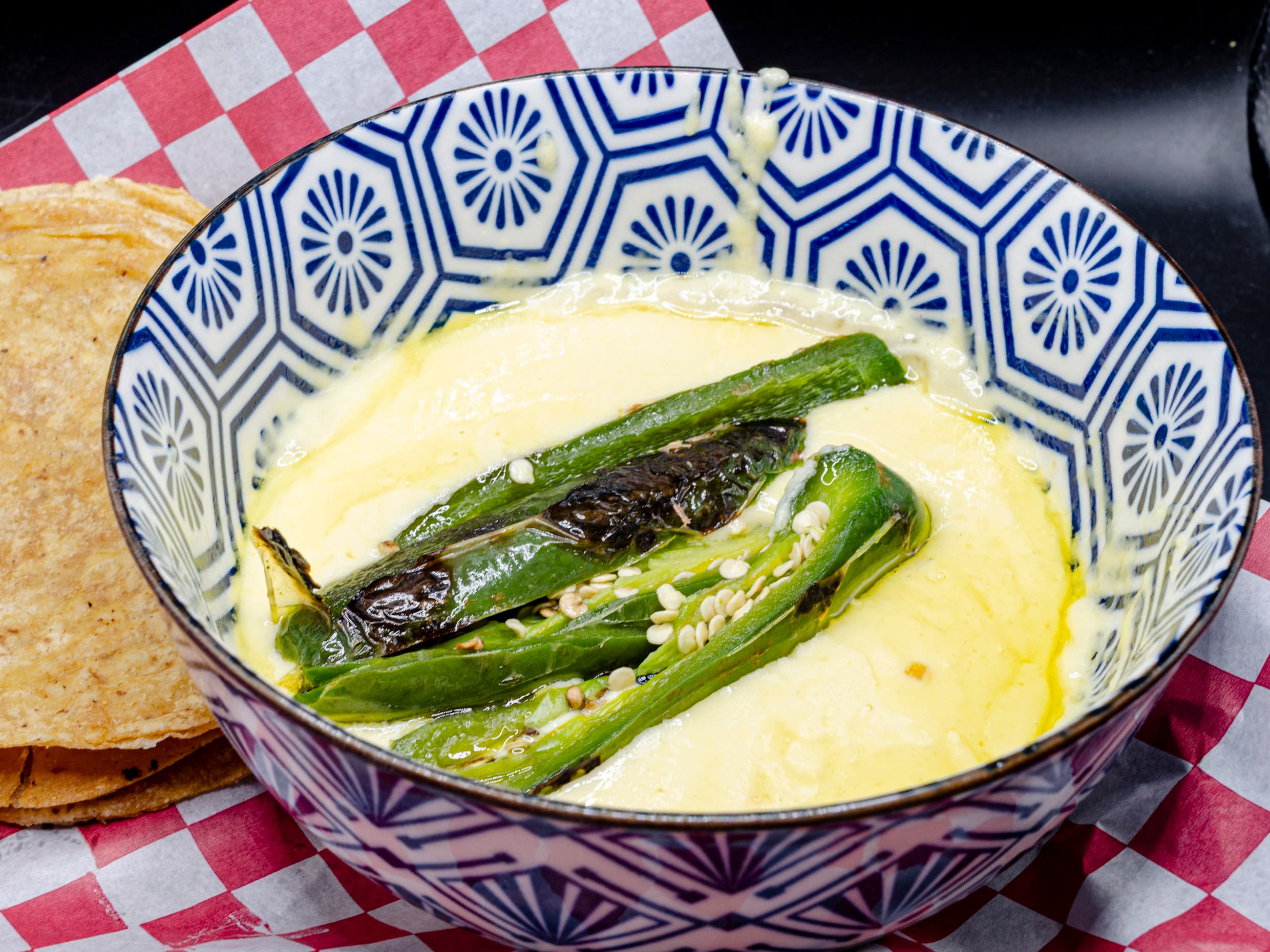 Queso Fundido con Rajas