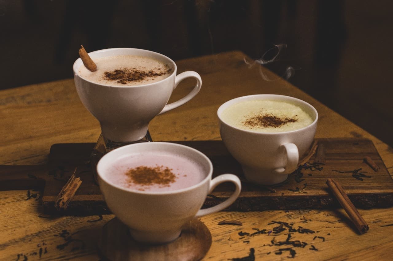 Taro Latte Caliente