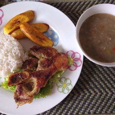 Combo Cerdo Barbacoa + Sopa del Día