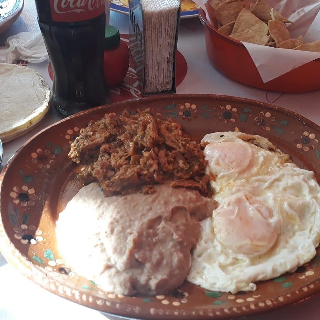 HUEVOS AL GUSTO