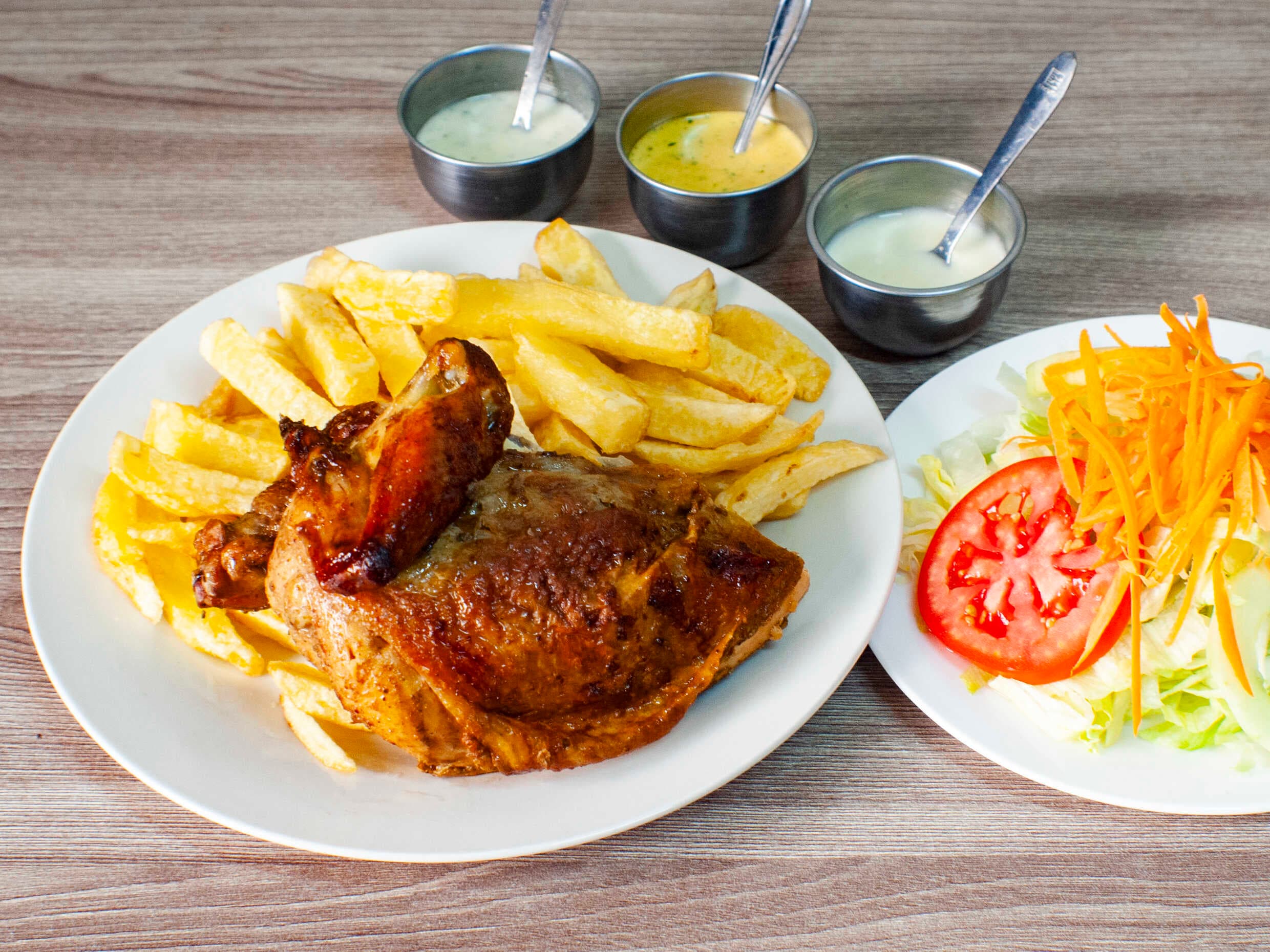 1/4 Pollo a la Brasa + Gaseosa 355ml **