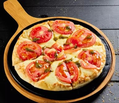 Pizza Caprese