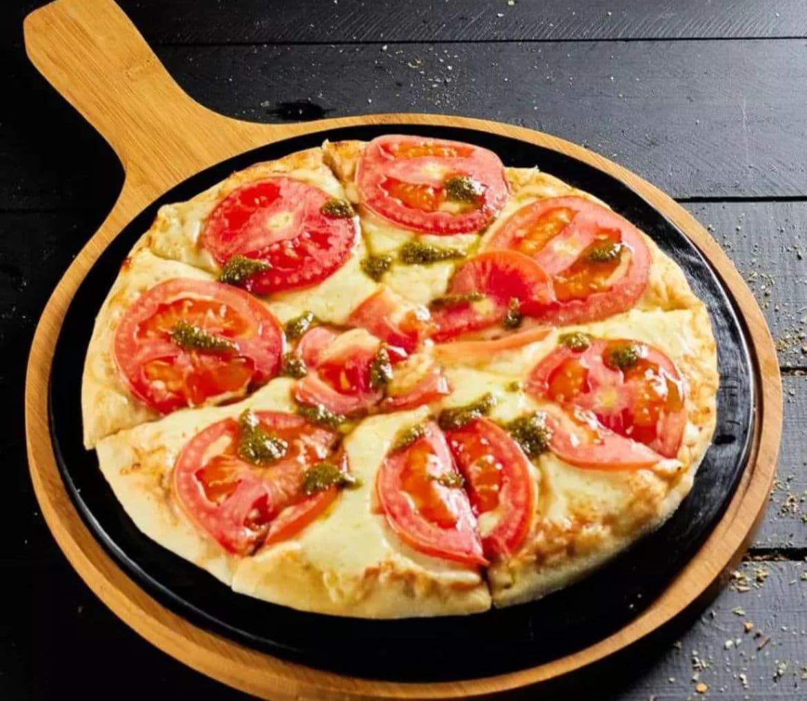 Pizza Caprese