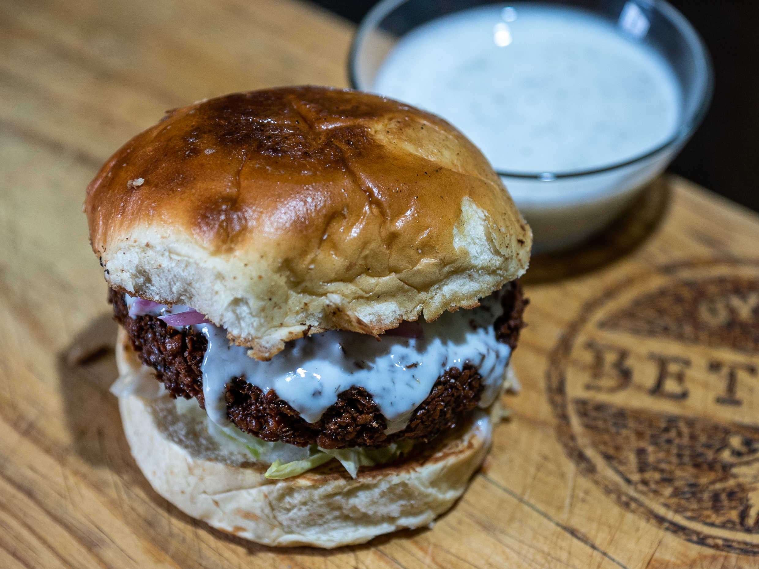 Falafel Burguer