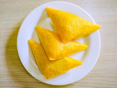 Combo-12 Empanadas + Gaseosa 1 Litro y Medio