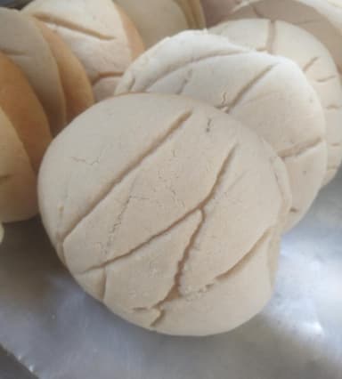 Concha Rellena de Cajeta