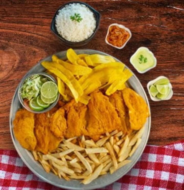Chuleta de Pescado al Ajillo.