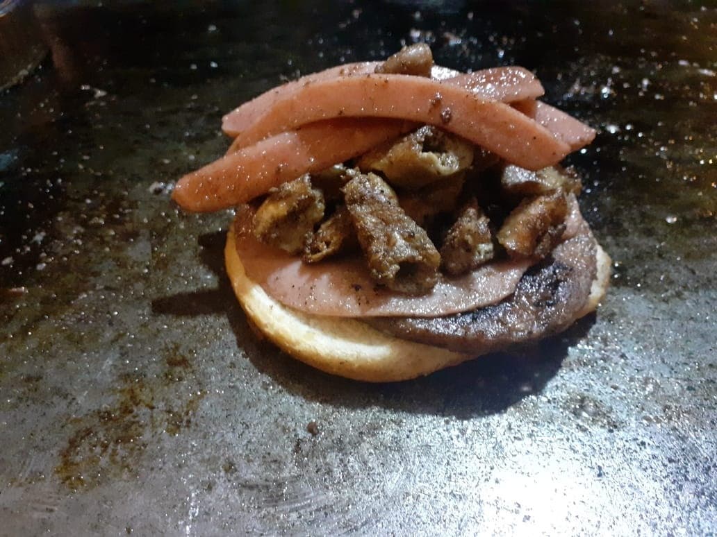 Tripaburguer