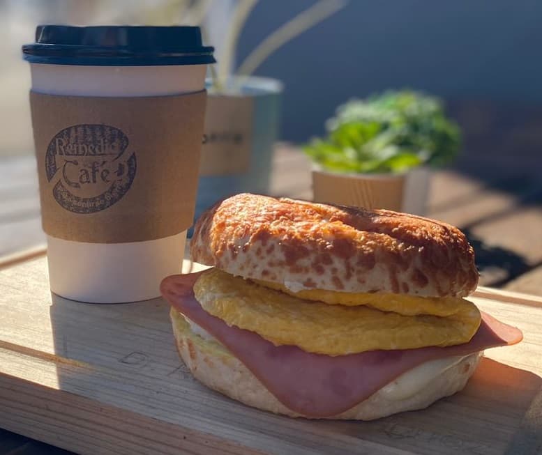 Combo Café y Sándwich