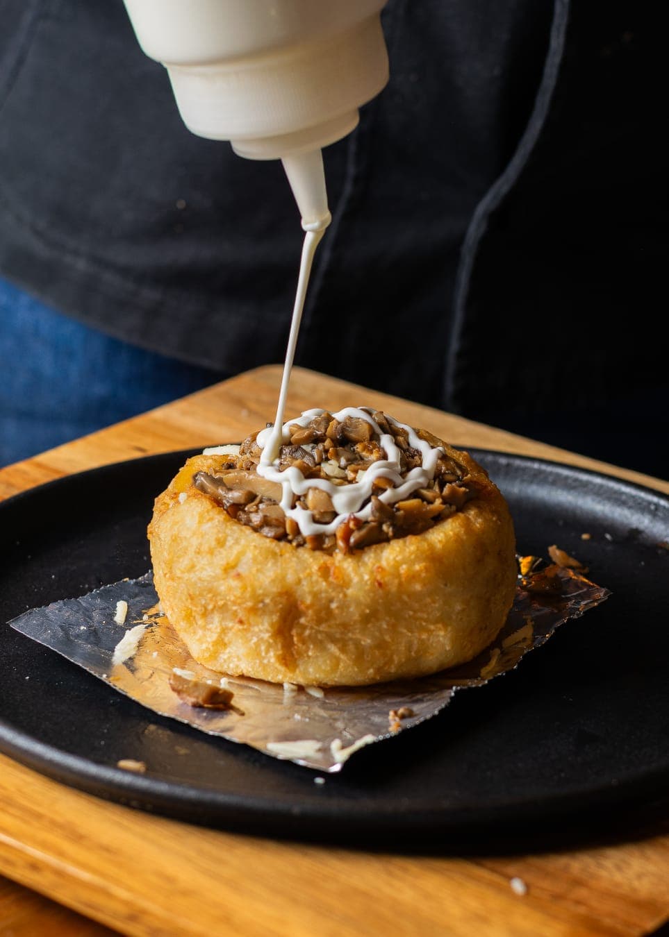 Papa al Horno Rellena de Carne y Queso. 400 G