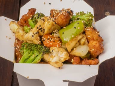 Pollo Lucy Box