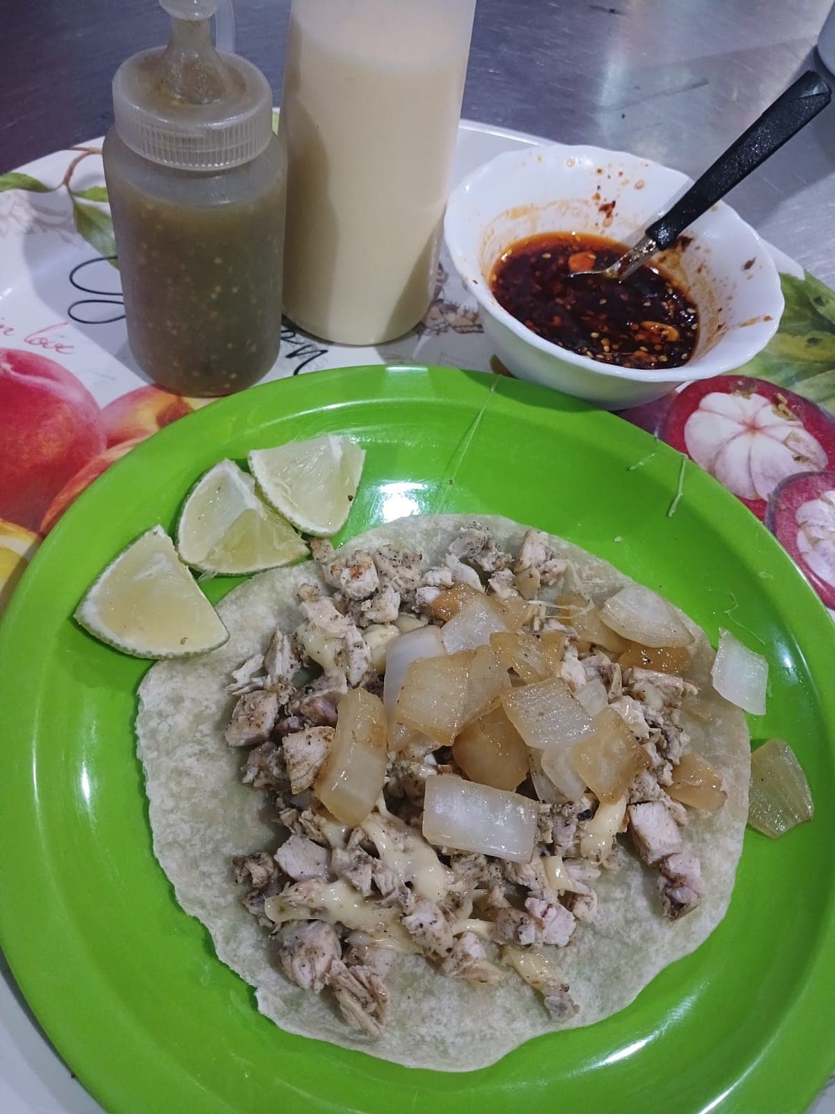 Taco de Harina y queso Pollo