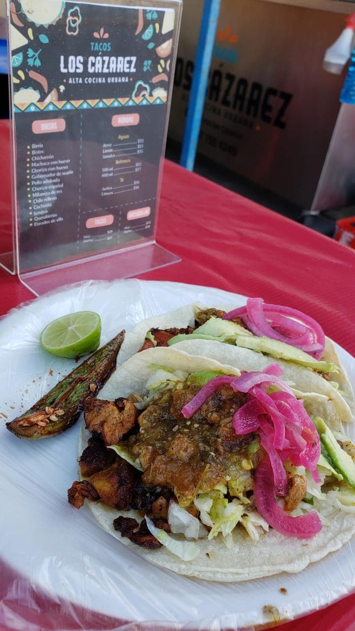 Taco de Pollo Adobado