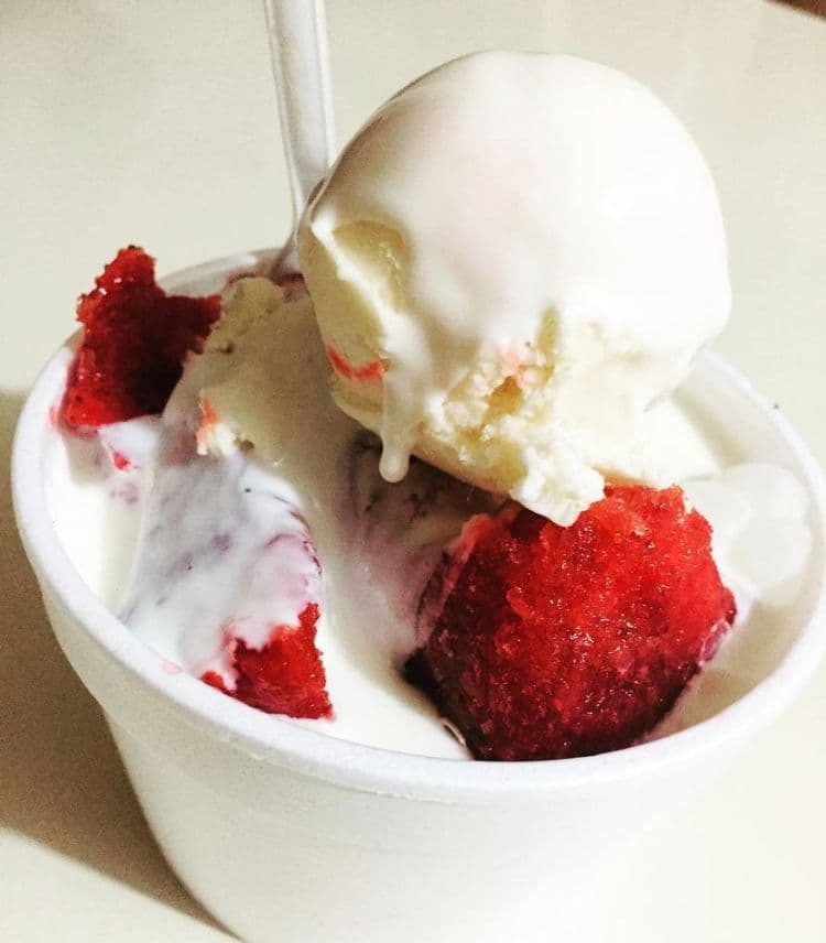 Fresas con Crema y Nieve