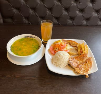 Menu del dia con pechuga de pollo