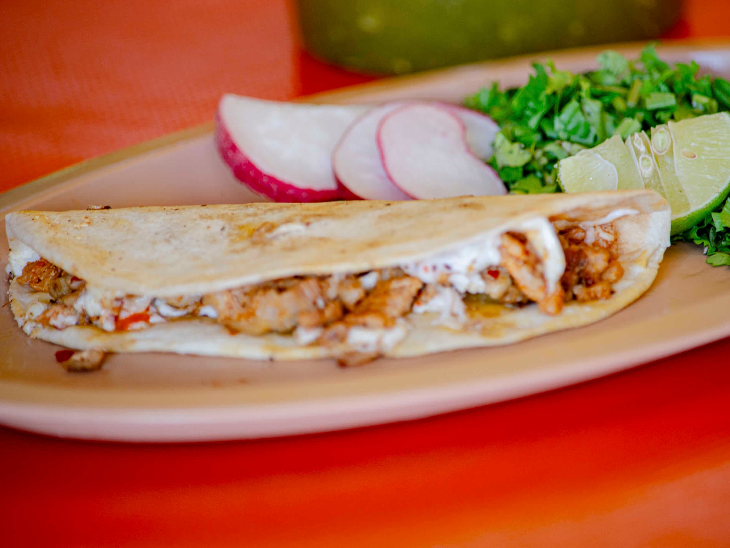 Quesadilla de Bistec Adobado
