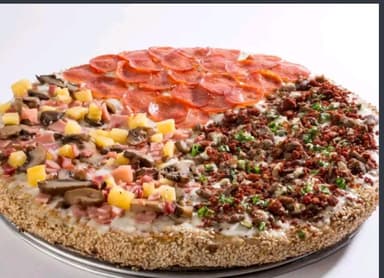 Pizza Familiar Tres EspecialidadesTriple Tentación