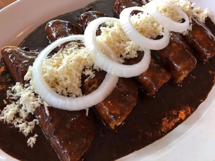 Enchiladas de Mole