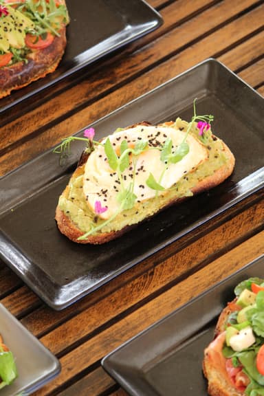Tosta de Aguacate y Huevo