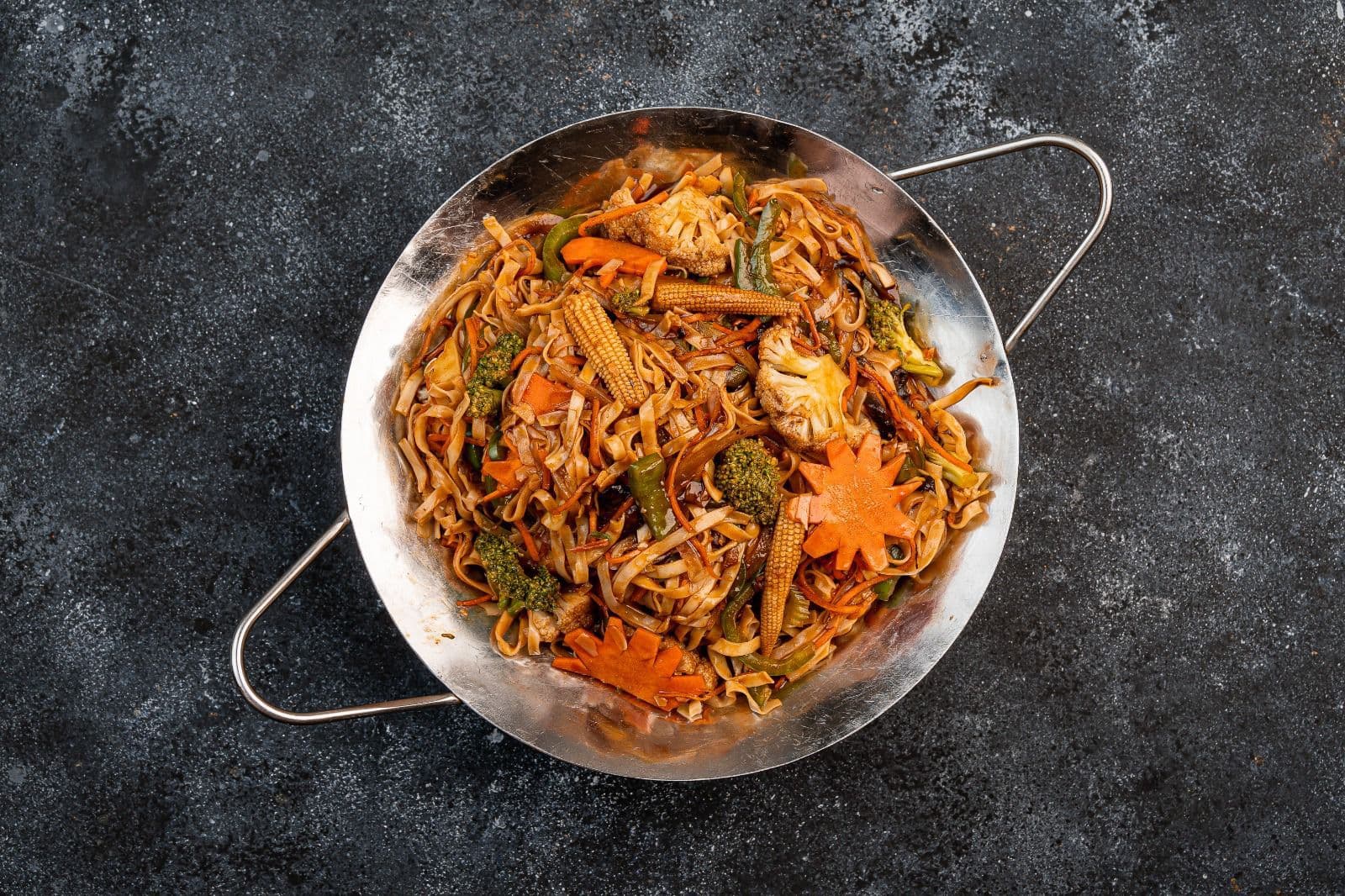 Lo Mein con Vegetales