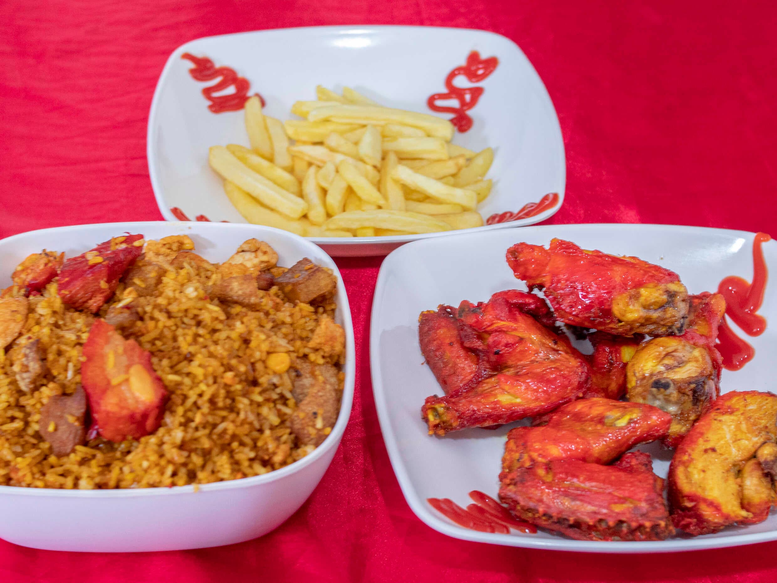 1 Pollo Frito + Arroz Paisa + Papas & Gaseosa 1.5