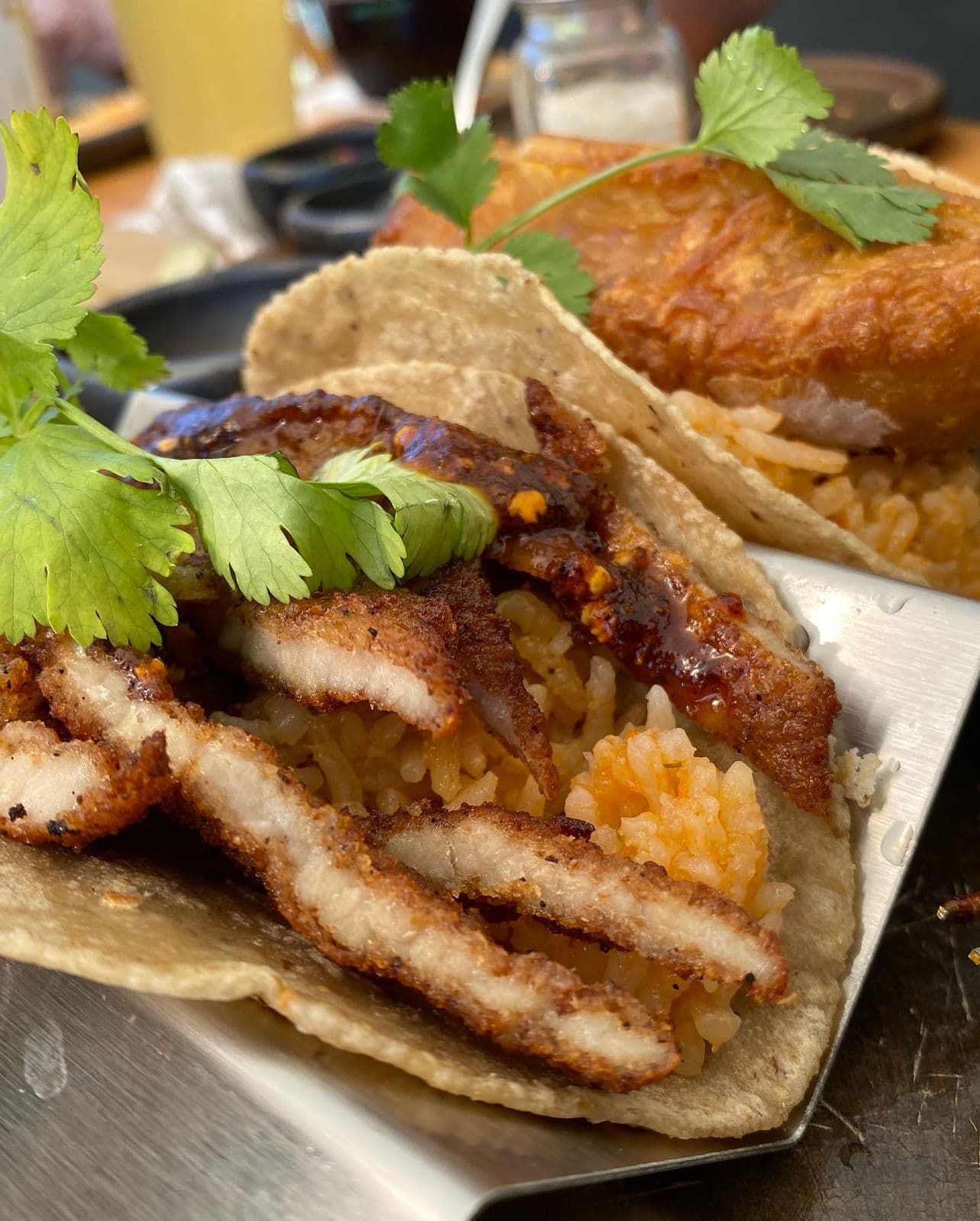 2 Tacos Milanesa + Agua de Jamaica