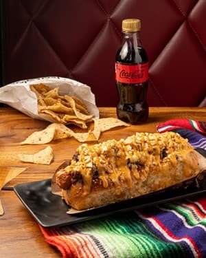Combo Perro Azteca + Totopos + bebida