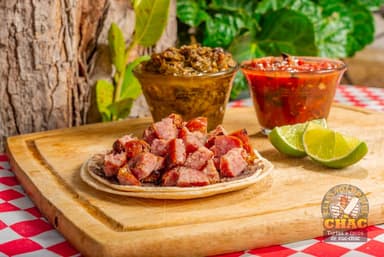 TACO CAMPECHANO CON LONGANIZA DE VALLA