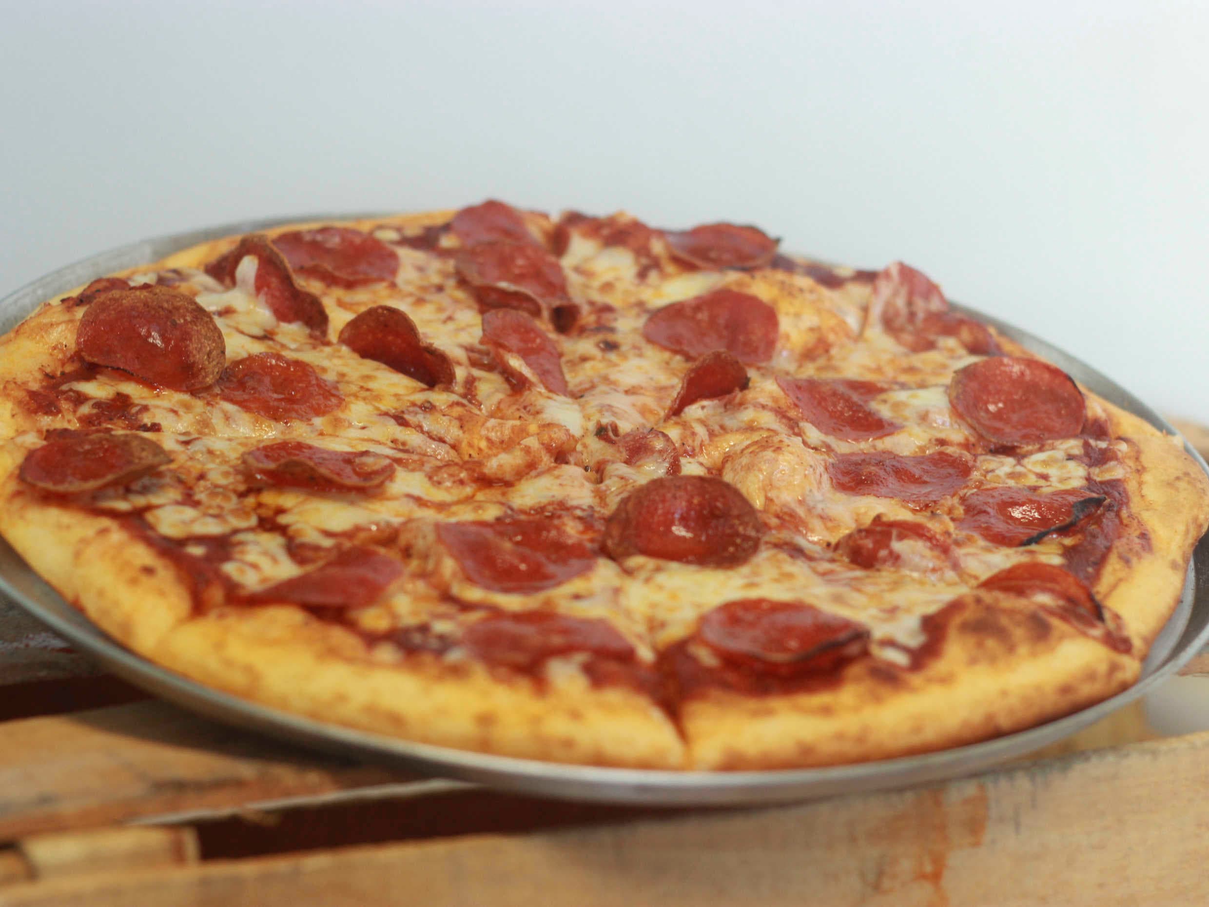 PIZZA MEDIANA PEPERONNI