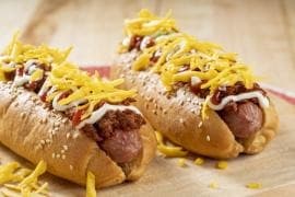 2x1 Perro de la Casa + Bebida + Papas