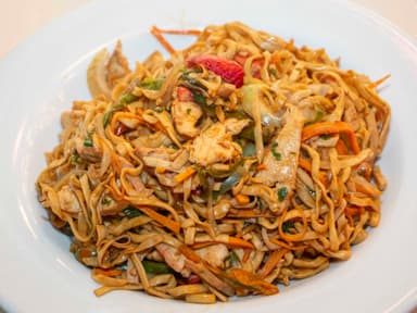 Lo Mein Especial