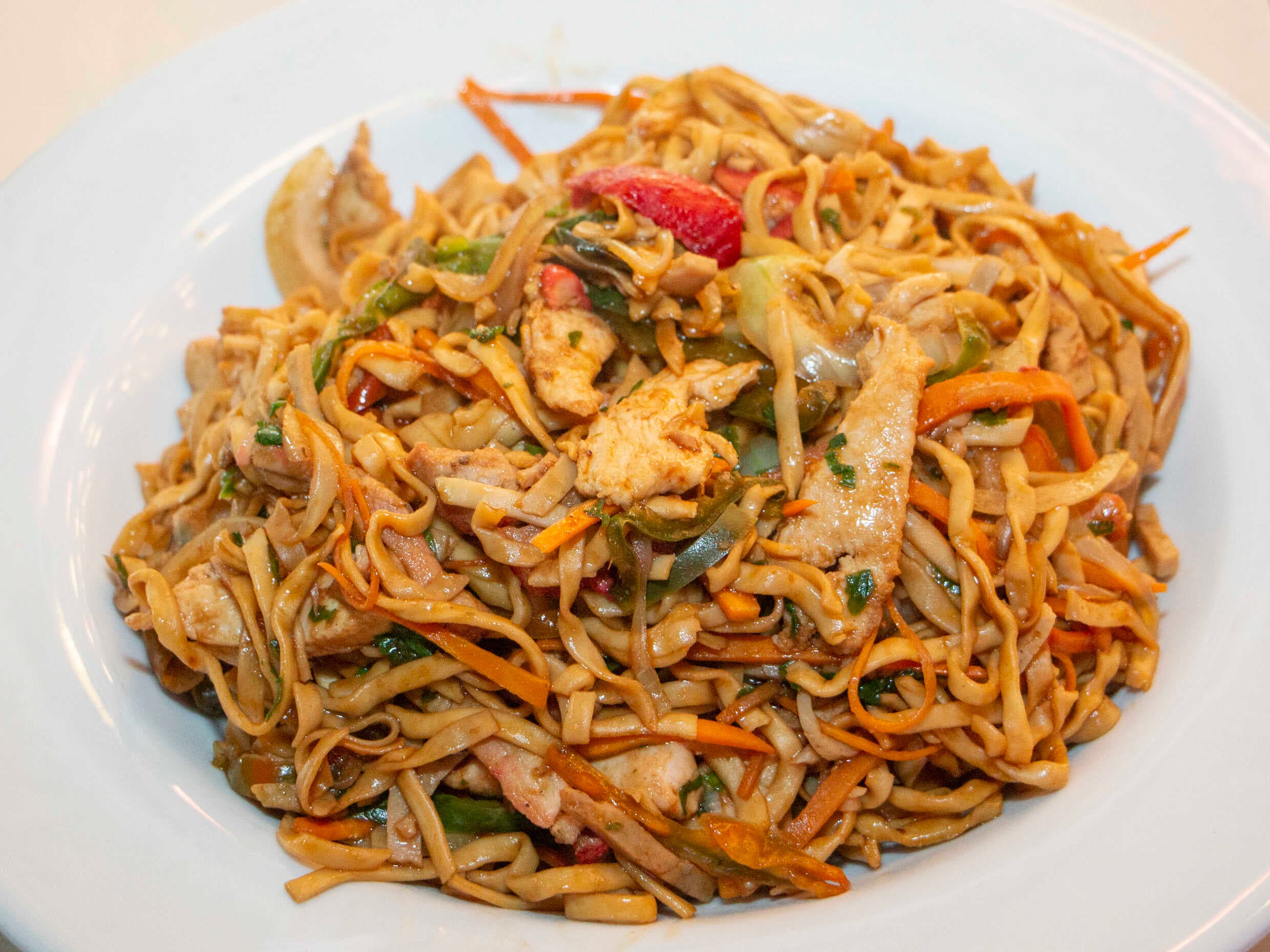 Lo Mein Especial