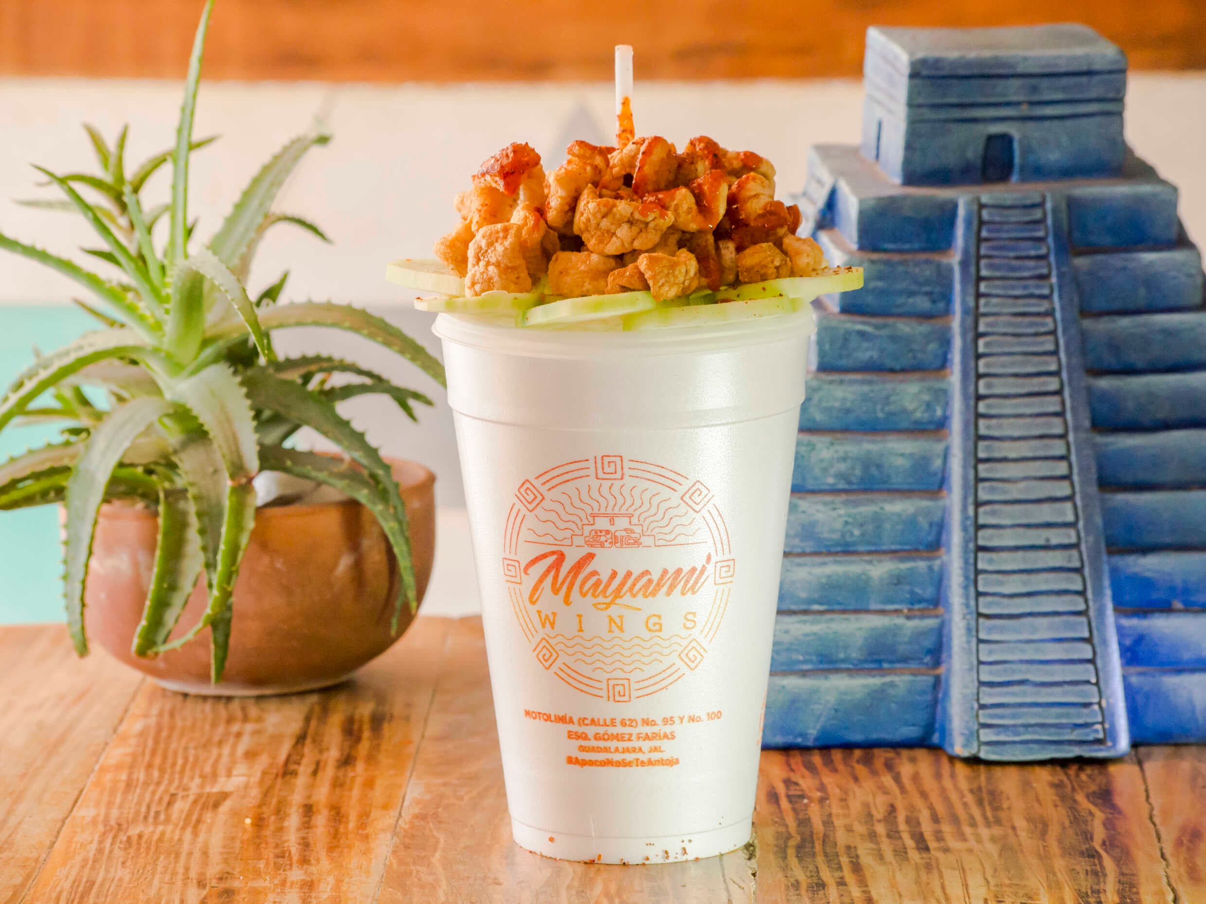 Michelada con Chicharrón