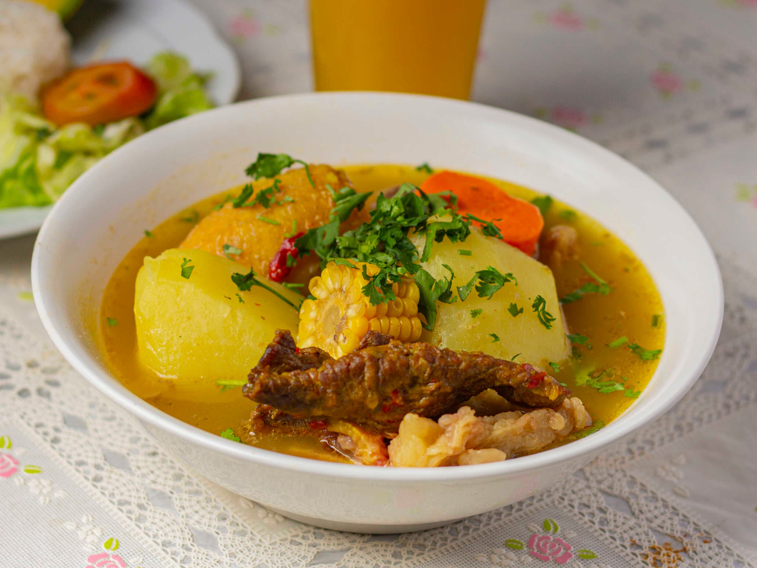 Sancocho de Res 24 oz