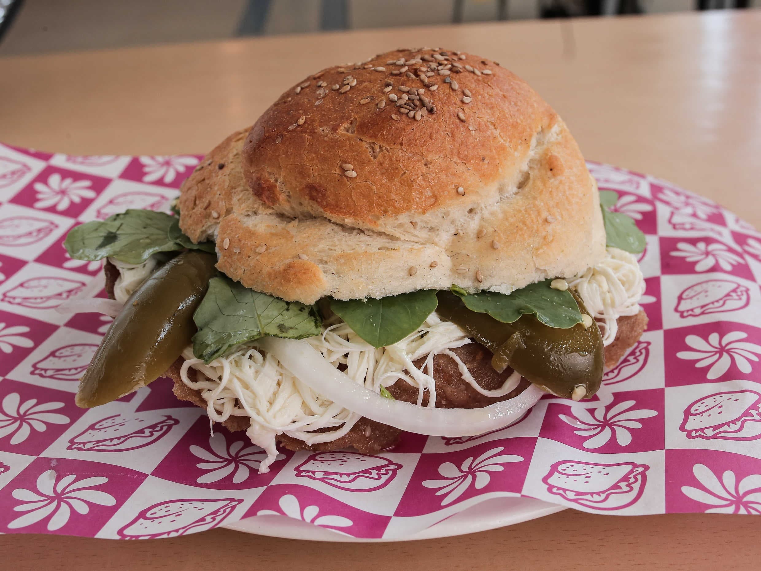 Cemita de Milanesa de Cerdo