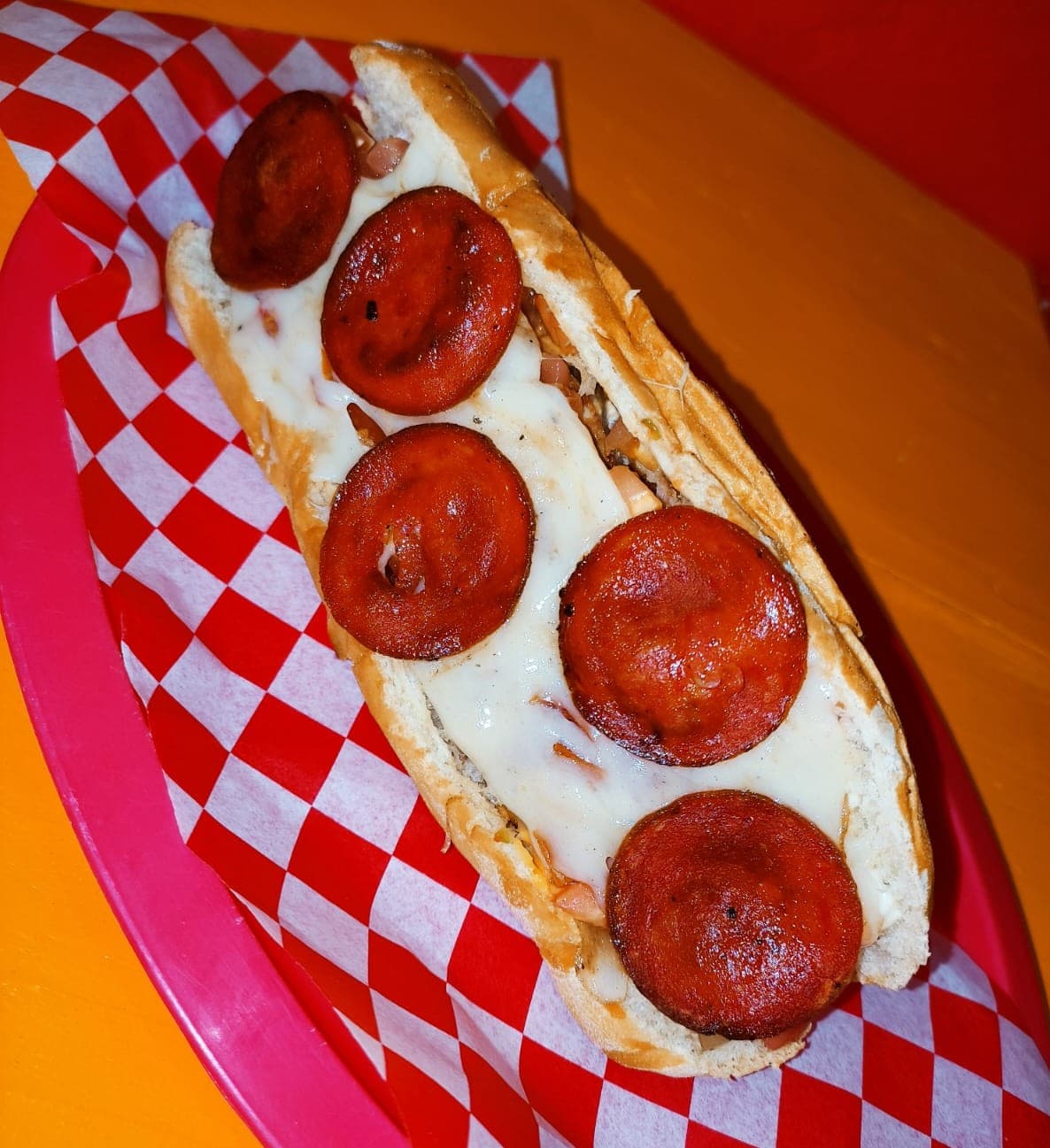 Jocho con Pepperoni