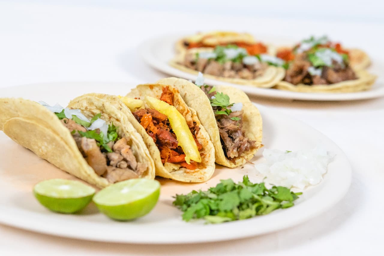 Taco de Arrachera con Queso