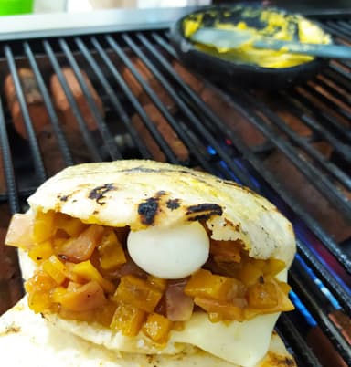 Arepa Hawaiana