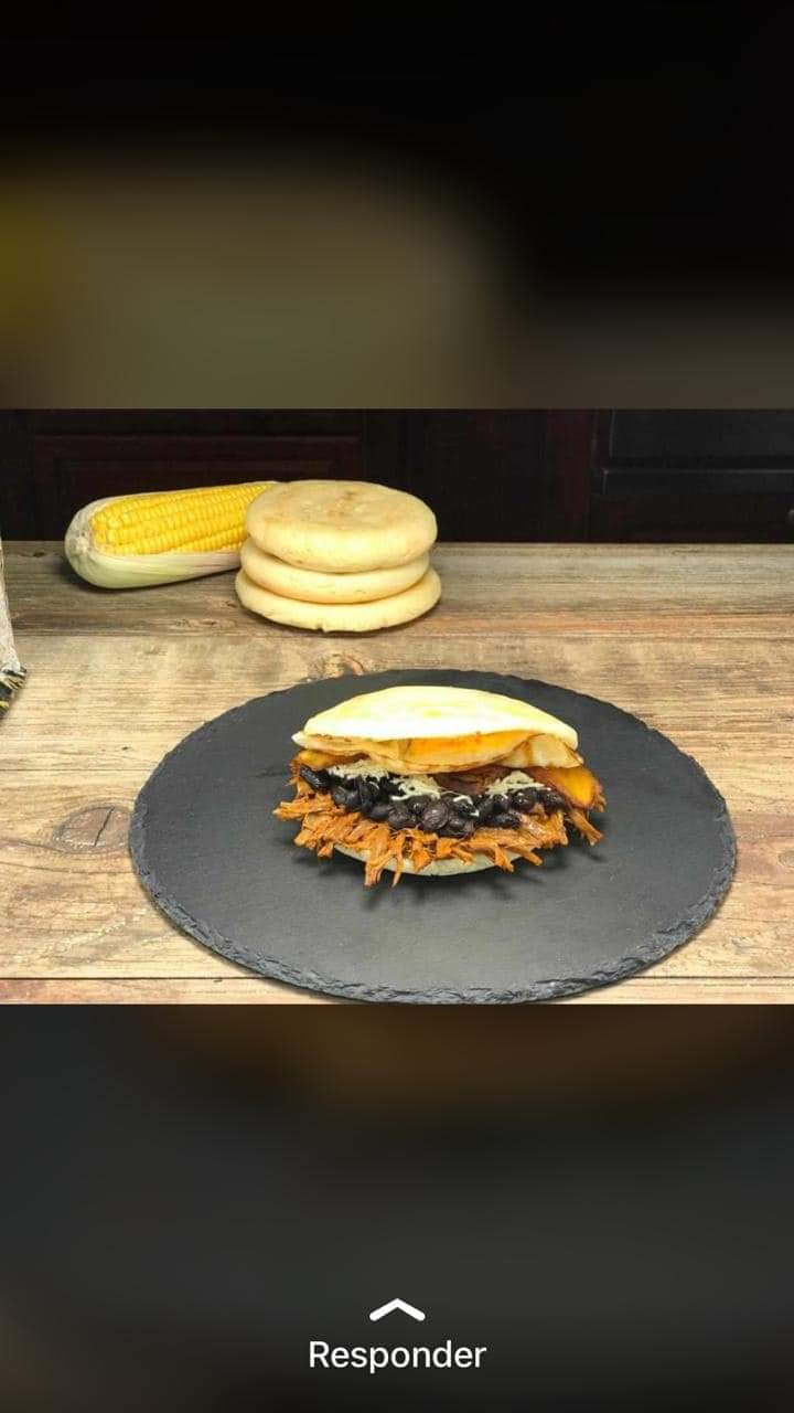 Arepa de Pabellón
