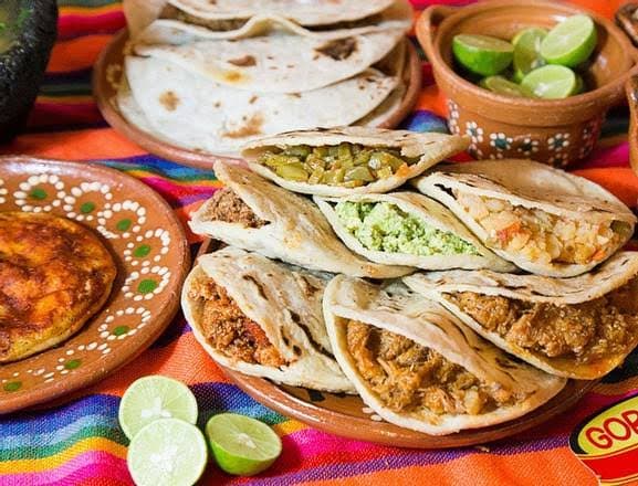 Gordita con Queso Oaxaca