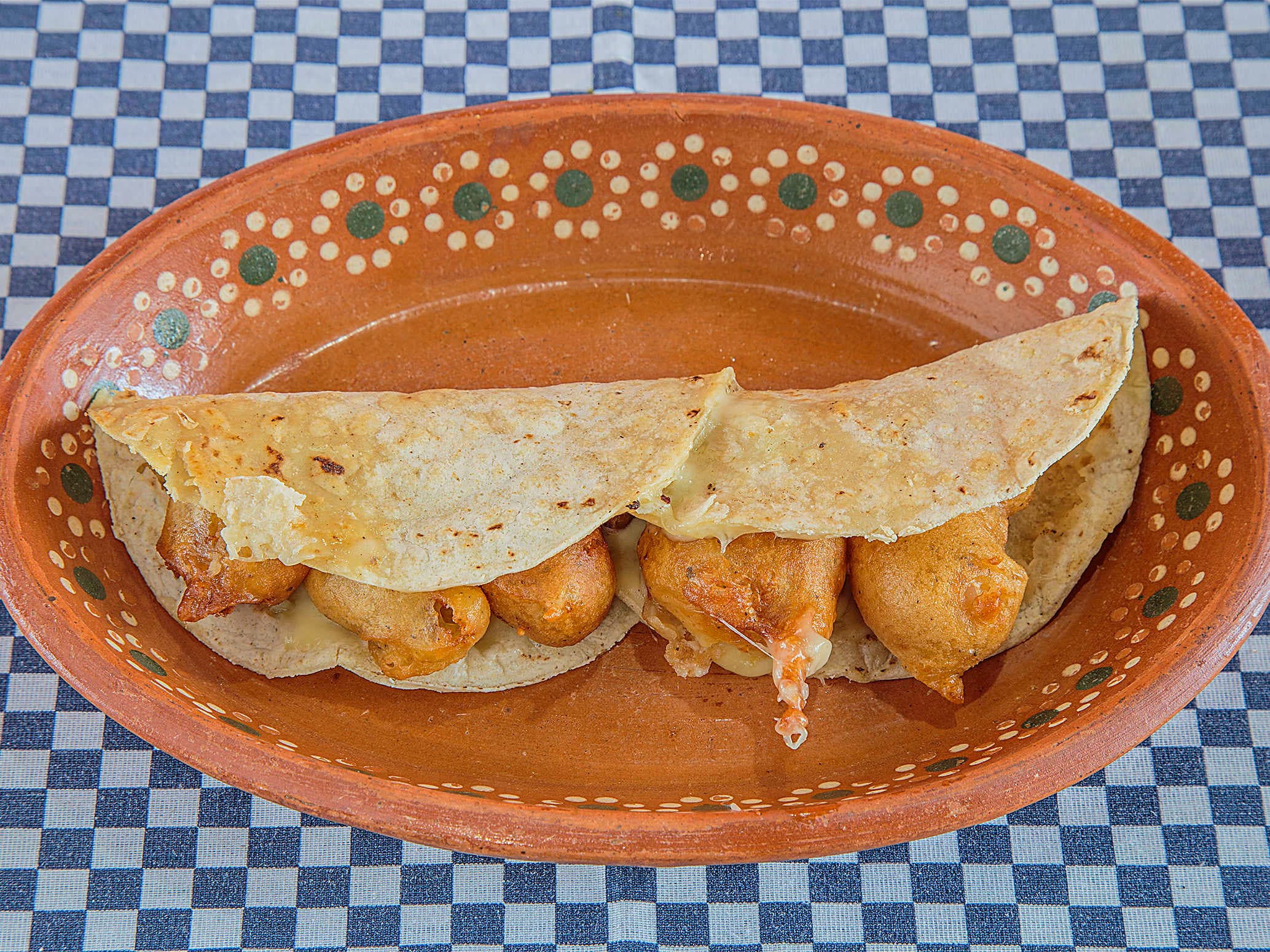Quesadillas de Camarón Capeado