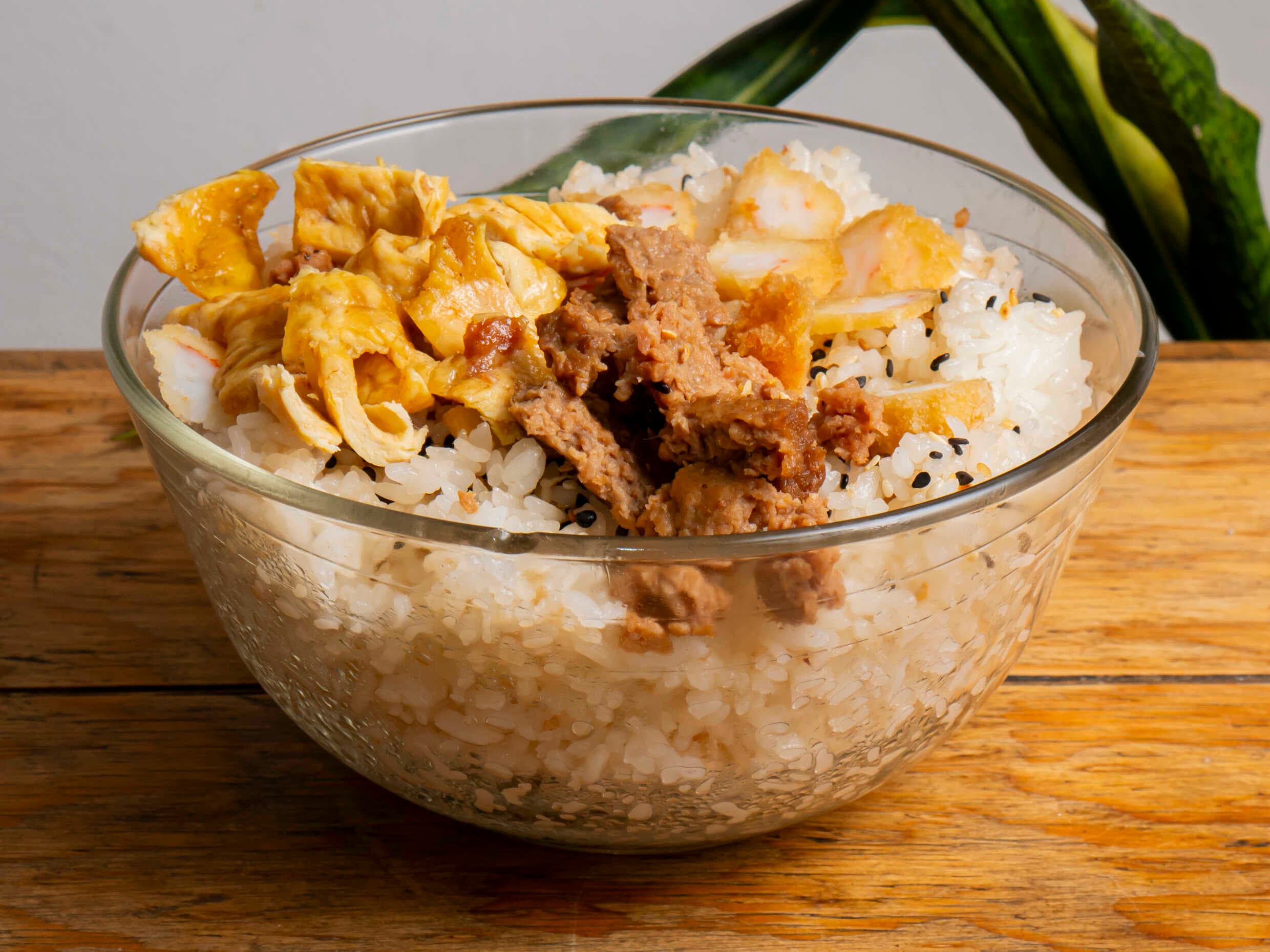 GOHAN    mixto
