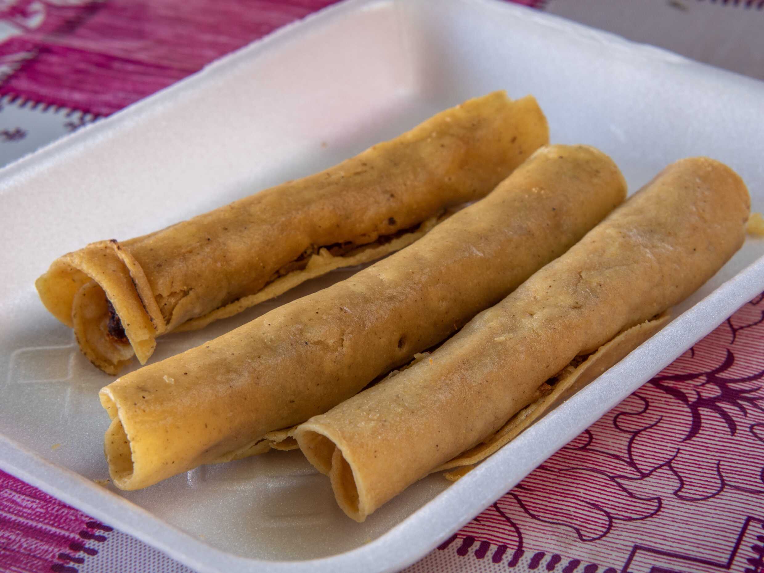 Tacos Dorados (3 Piezas)