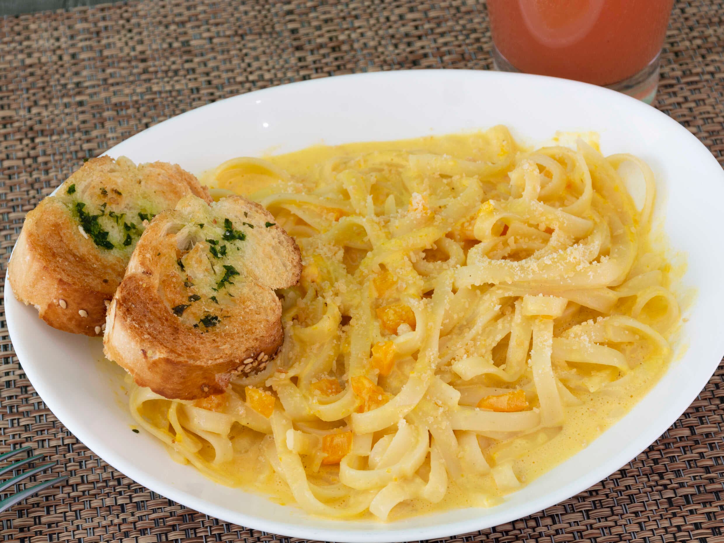 Pasta al Morrón