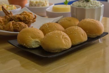 BOLLITO CON AJONJOLI