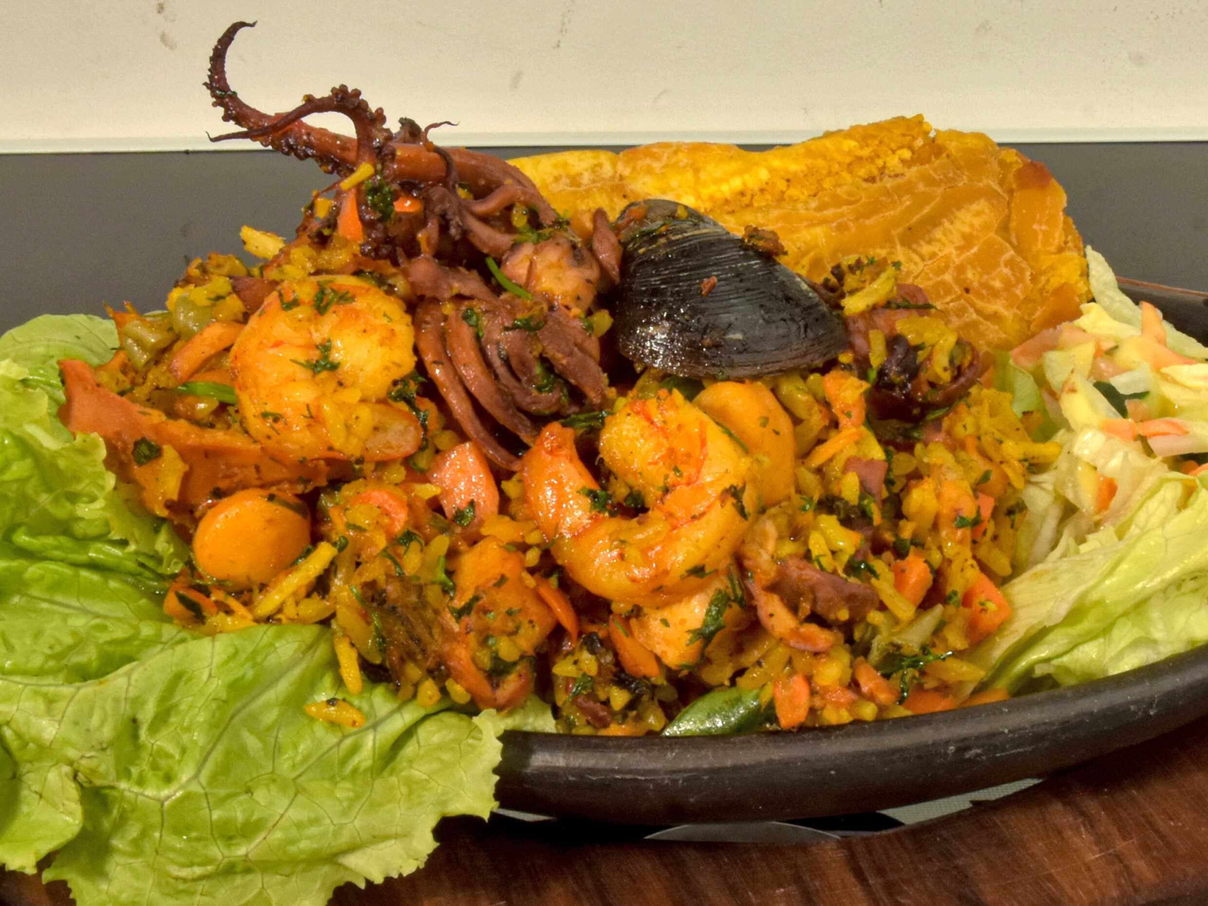Arroz con Coco a la Marinera