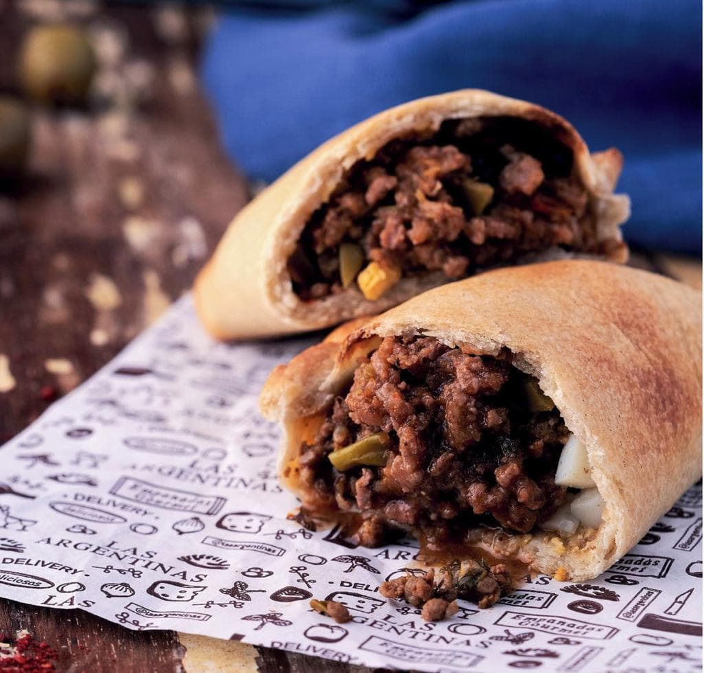 Empanada de Carne Tradicional