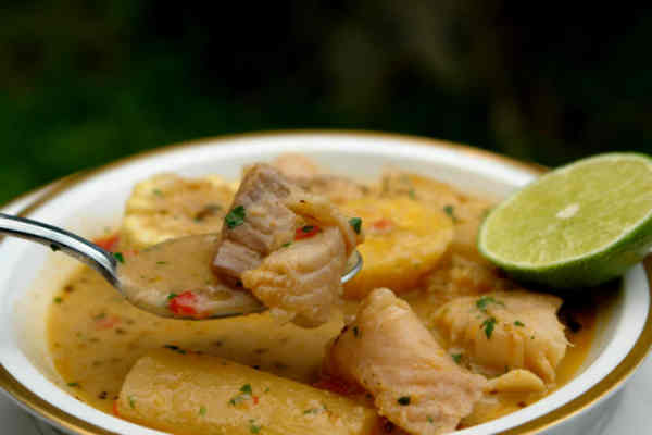SANCOCHO DE PESCADO 16oz